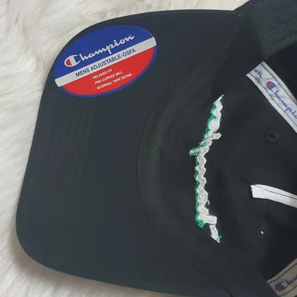 Champion hat - Picture 6 of 7